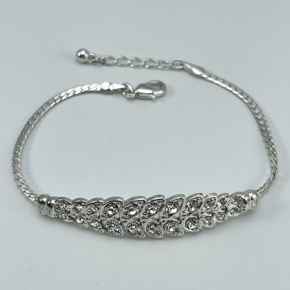 Vintage Avon Silver Tone Bracelet With Clear Rhinestones Floral Leaf Tennis Bold - Picture 1 of 6